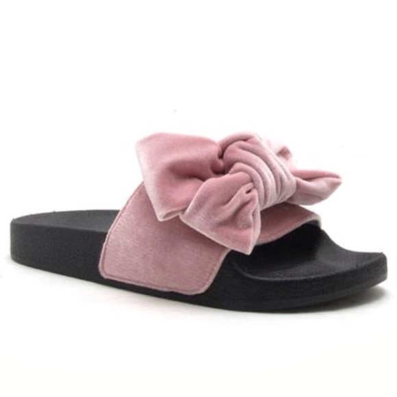 3 LEFT🌸velvet bow slides sandals blush pink black - Picture 4 of 4